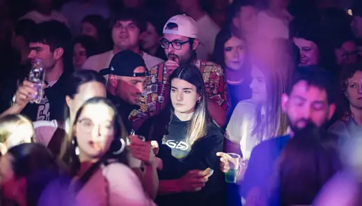 Il pubblico di una serata Infinity 2000